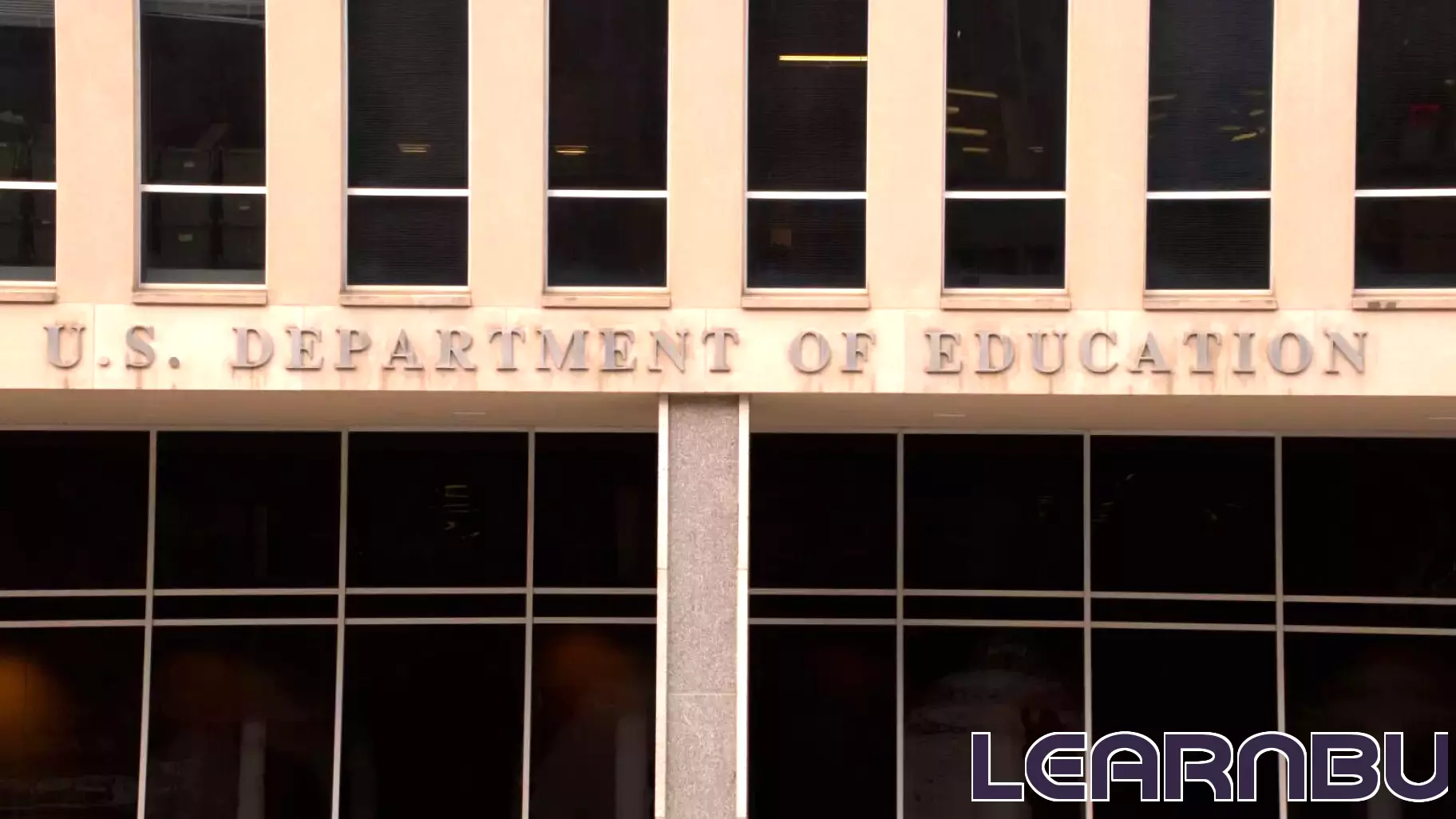 Push to Eliminate Education Department Gains Traction