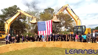 Groundbreaking Ceremony for New Medical School Construction